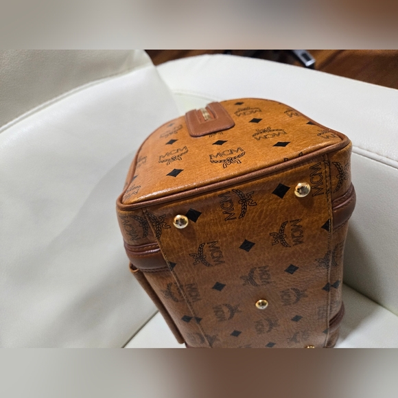 MCM COGNAC VISETOS MONOGRAM BOSTON BAG-AUTHENTIC - Picture 13 of 14